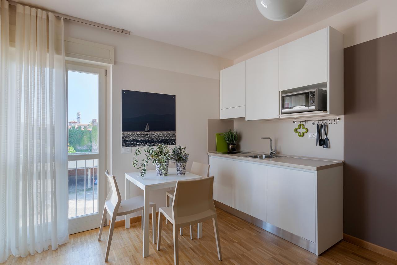 Vialeromadodici Rooms & Apartments Лацизе Екстериор снимка