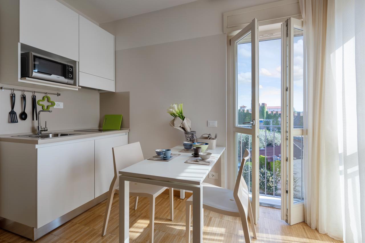 Vialeromadodici Rooms & Apartments Лацизе Екстериор снимка
