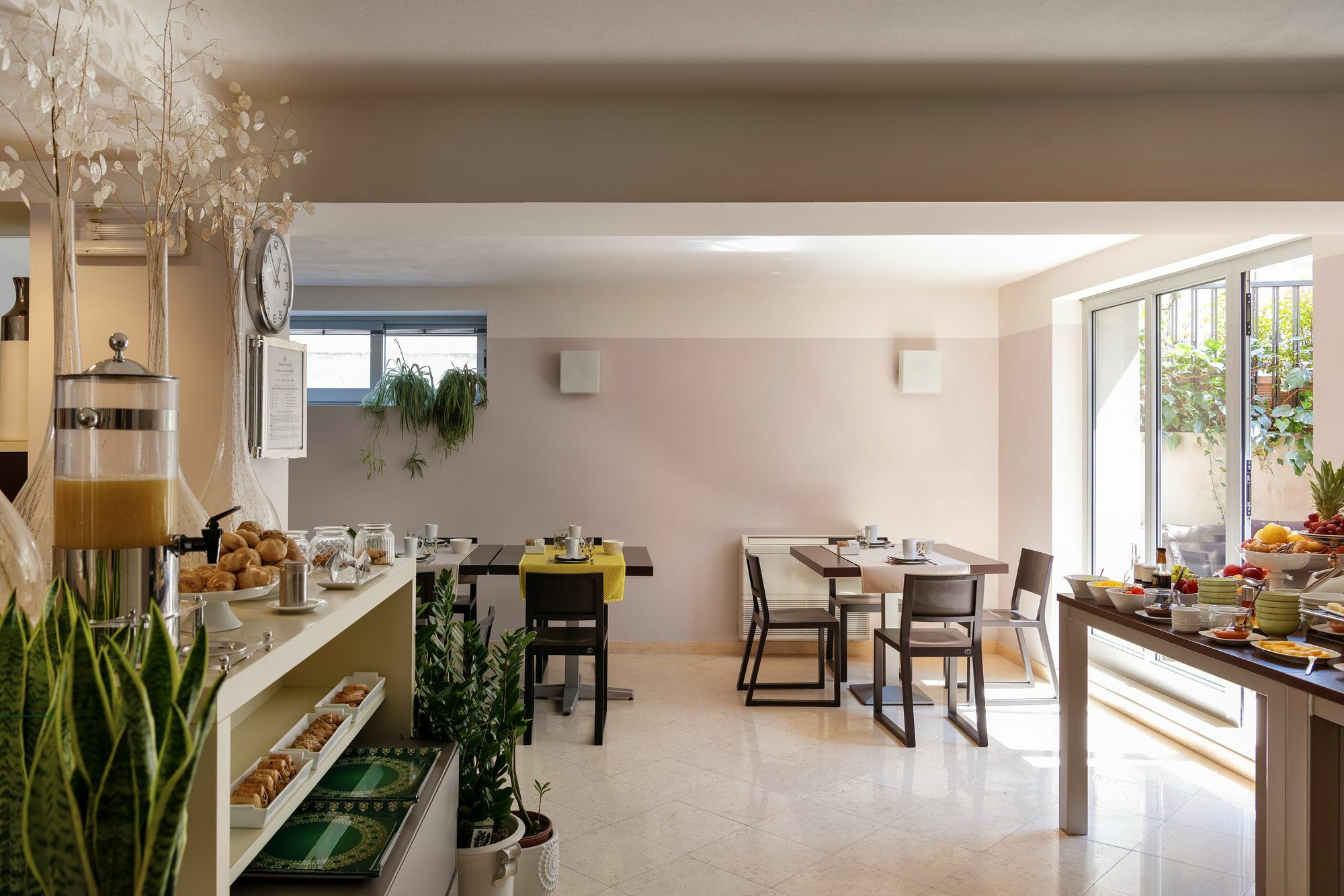 Vialeromadodici Rooms & Apartments Лацизе Екстериор снимка