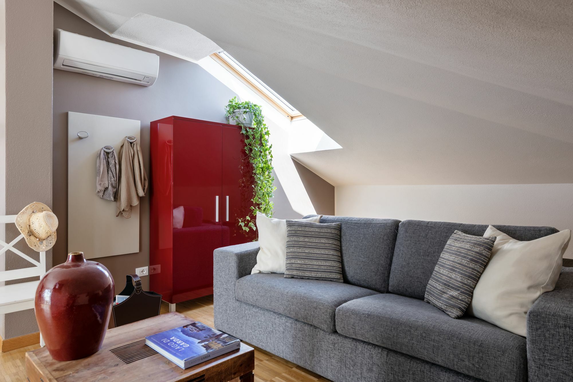 Vialeromadodici Rooms & Apartments Лацизе Екстериор снимка